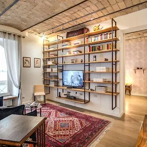 Pgrhome Borgo Vittorio , Roma Italia